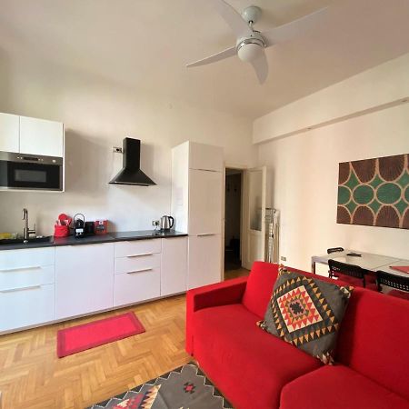 Via Benzi Apartment Комо Екстериор снимка
