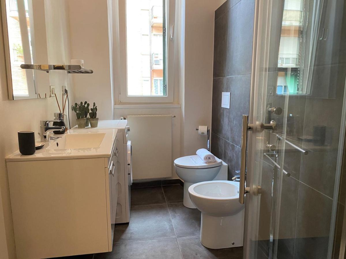 Via Benzi Apartment Комо Екстериор снимка