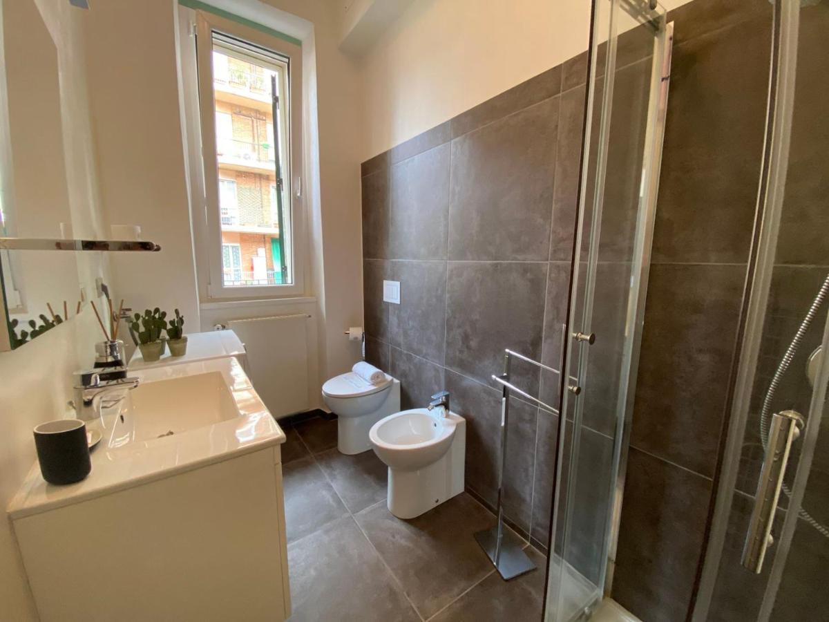 Via Benzi Apartment Комо Екстериор снимка