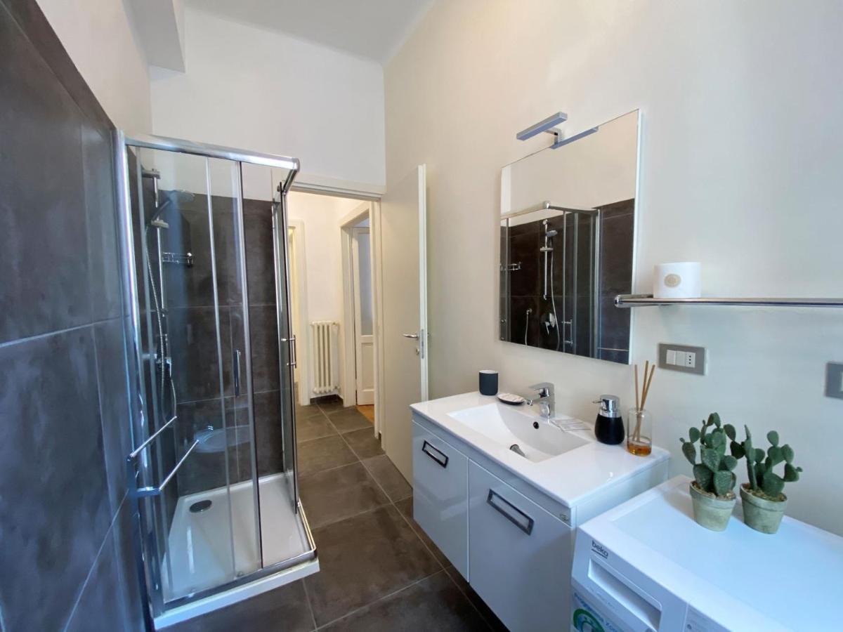 Via Benzi Apartment Комо Екстериор снимка